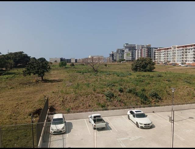2 BEDROOM APARTMENT FOR SALE IN UMHLANGA RIDGE